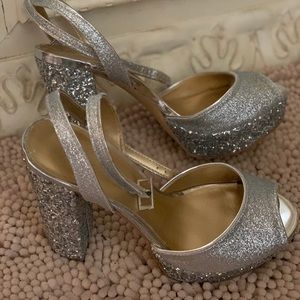 Badgley mishka new silver platform sandal